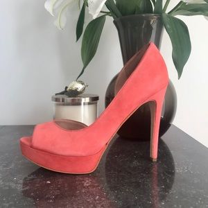 💕LIKE NEW 💕 Pink Peep-toe Heels